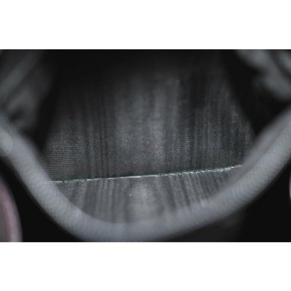 Gucci Messenger Triangular Two Way Messengerbackpack With Pocket Purple Patent L - Picture 8 of 11